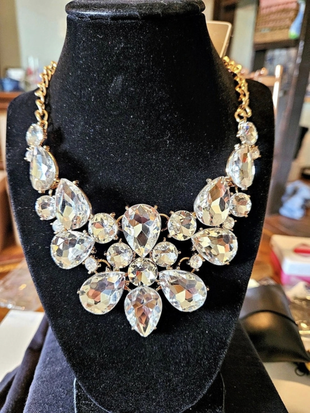 Paparazzi Signature Series Crystal Statement Necklace & Earrings